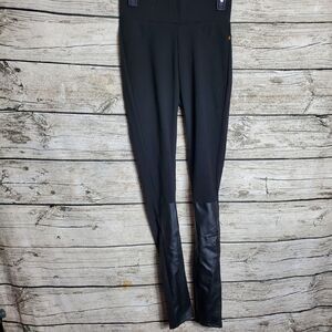 Banana Limon Black  Leggings Pants Size Medium NWT